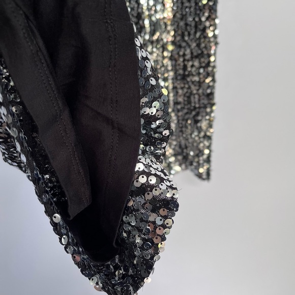 NWT The Colette Cropped Wide-Leg Sequin Pants - Picture 11 of 15
